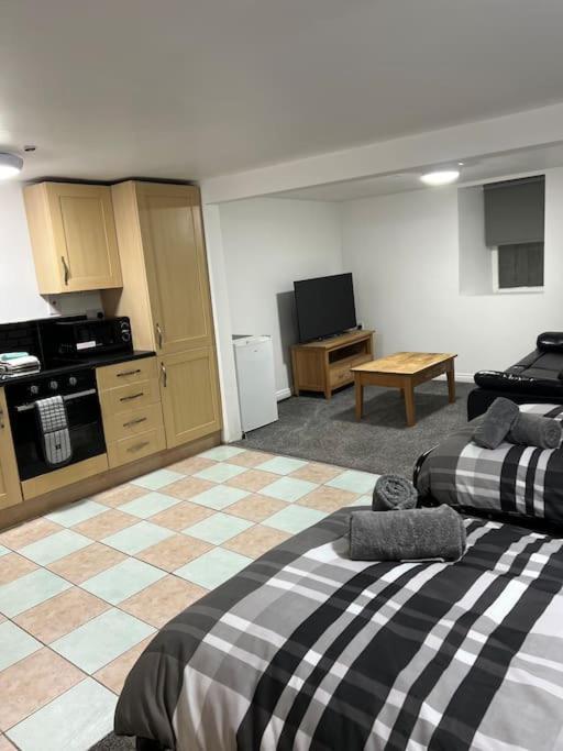 Studio Flat Twin - Town Centre Merthyr Tydfil Eksteriør bilde